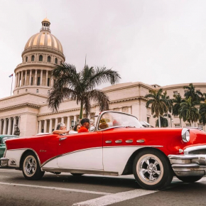 City Tour " La Habana Vieja " en Autos Clásicos